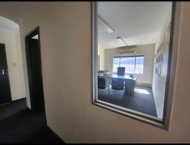 450M² WAREHOUSE TO LET IN ALLANDALE